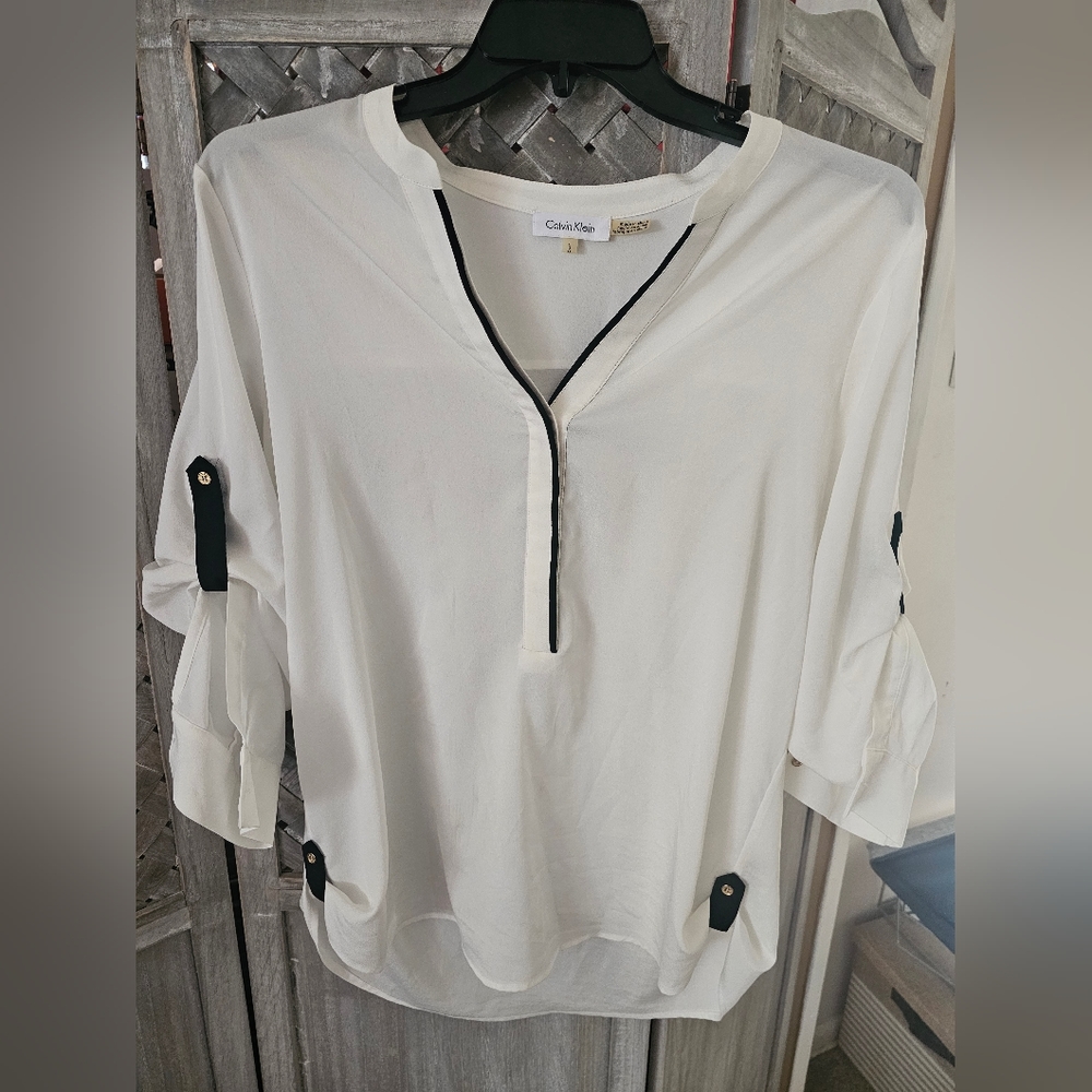 Womens Calvin Klein White Blouse, size Large